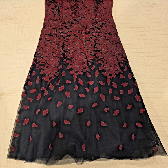 BCBG Max Azria Dress 8 Red Black Floral Embroidered Tulle Mesh Gown Formal NWT - Picture 6 of 13
